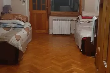 Satılır Köhnə Tikili 8-ci Kilometrdə