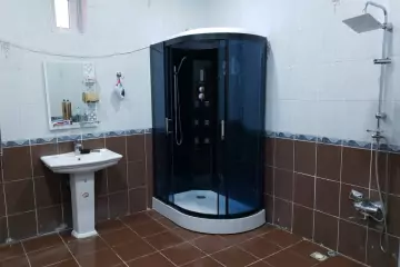Aylıq Kirayə Həyət Evi Ukraniya Dairəsida