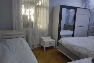 Satılır Yeni Tikili Ukraniya Dairəsida