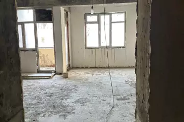Satılır Yeni Tikili Yasamalda
