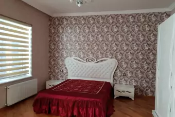Aylıq Kirayə Həyət Evi Ukraniya Dairəsida