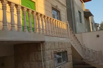 Aylıq Kirayə Həyət Evi Ukraniya Dairəsida