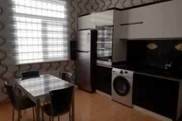 Aylıq Kirayə Həyət Evi Ukraniya Dairəsida