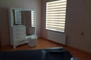 Aylıq Kirayə Həyət Evi Ukraniya Dairəsida