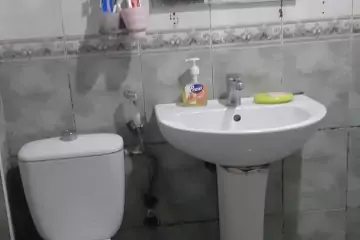 Satılır Köhnə Tikili 8-ci Kilometrdə