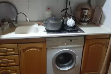 Satılır Köhnə Tikili 8-ci Kilometrdə