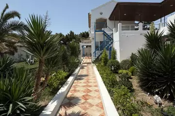 Satılır Bağ Evi Zirədə