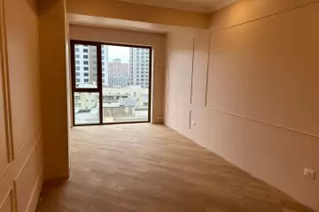 Satılır Yeni Tikili Ağ şəhər Kompleksində