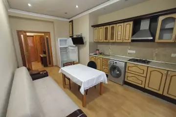 Aylıq Kirayə Yeni Tikili Bakı Kinoteatrıda 