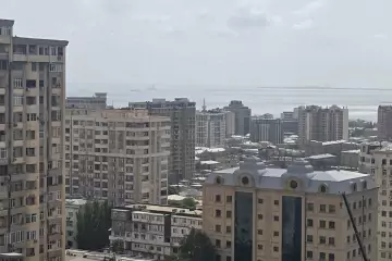 Satılır Yeni Tikili Elmler Akademiyasıda