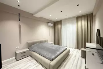 Satılır Yeni Tikili Ağ şəhər Kompleksində