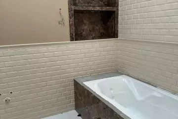 Satılır Yeni Tikili Ağ şəhər Kompleksində