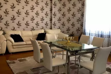 Aylıq Kirayə Yeni Tikili 28 May Metrosu ətrafında