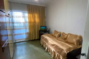 Satılır Köhnə Tikili Bakıxanovda