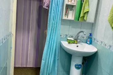 Satılır Köhnə Tikili Bakıxanovda