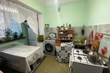 Satılır Köhnə Tikili Bakıxanovda