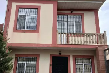 Satılır Həyət Evi Qaraçuxurda 