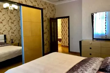 Aylıq Kirayə Yeni Tikili 28 May Metrosu ətrafında
