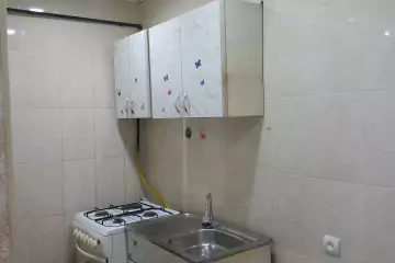 Satılır Köhnə Tikili 8-ci Mikrorayonda