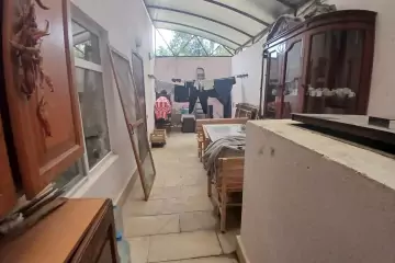 Satılır Həyət Evi Qaraçuxurda