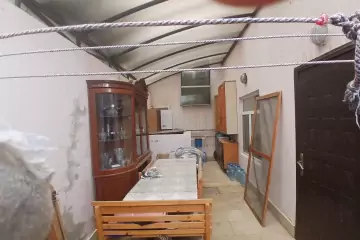 Satılır Həyət Evi Qaraçuxurda