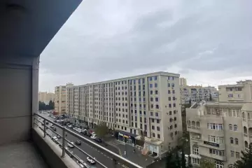 Satılır Yeni Tikili Gənclikdə