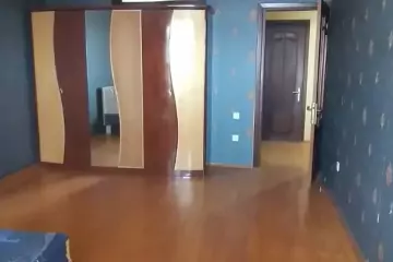 Satılır Yeni Tikili 8-ci Kilometrdə