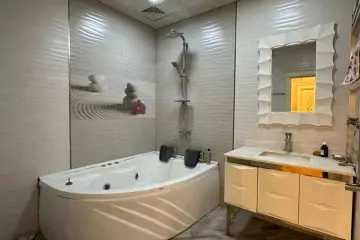 Satılır Yeni Tikili Nərimanov Parkı