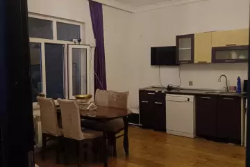 Satılır Həyət Evi Ramanada 