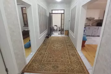 Satılır Həyət Evi Binədə