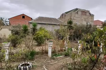 Satılır Həyət Evi Buzovnada