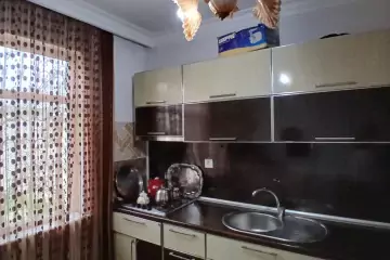 Satılır Həyət Evi Buzovnada