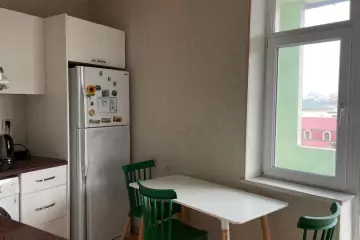 Satılır Köhnə Tikili 8-ci Kilometrdə