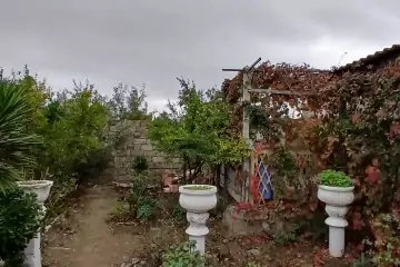 Satılır Həyət Evi Buzovnada
