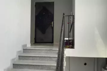 Satılır Yeni Tikili Binəqədidə