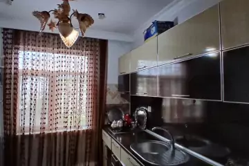 Satılır Həyət Evi Buzovnada