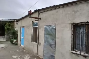 Satılır Həyət Evi Buzovnada