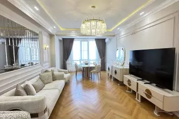 Satılır Yeni Tikili Gənclikdə 