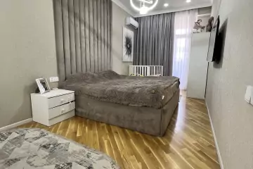 Satılır Yeni Tikili 8-ci Kilometrdə