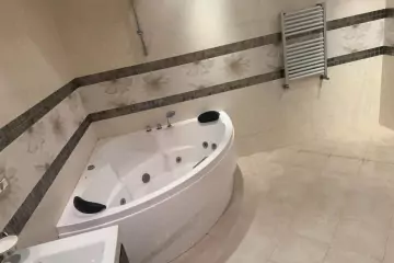 Aylıq Kirayə Yeni Tikili Ağ şəhər Kompleksində