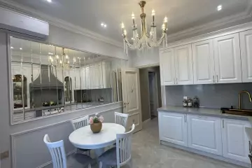 Satılır Yeni Tikili Gənclikdə
