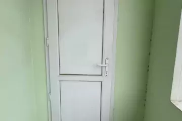 Satılır Köhnə Tikili 8-ci Kilometrdə