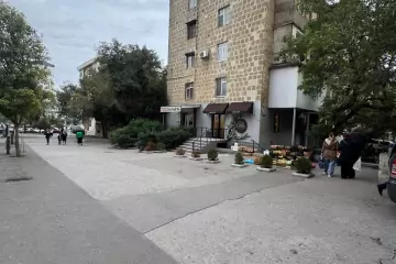 Satılır Köhnə Tikili Yasamalda