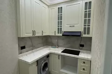 Aylıq Kirayə Köhnə Tikili Ağ şəhər Kompleksində