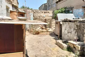 Satılır Həyət Evi əmircanda