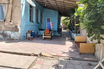 Satılır Həyət Evi əmircanda