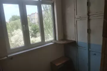 Aylıq Kirayə Köhnə Tikili 8-ci Mikrorayonda