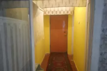Aylıq Kirayə Köhnə Tikili 8-ci Mikrorayonda