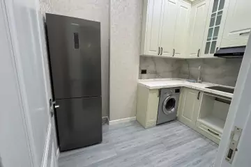 Aylıq Kirayə Köhnə Tikili Ağ şəhər Kompleksində