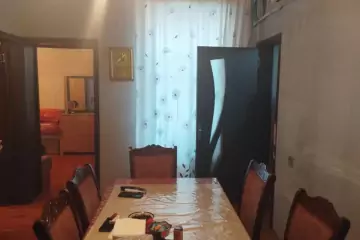 Satılır Həyət Evi Bakıda